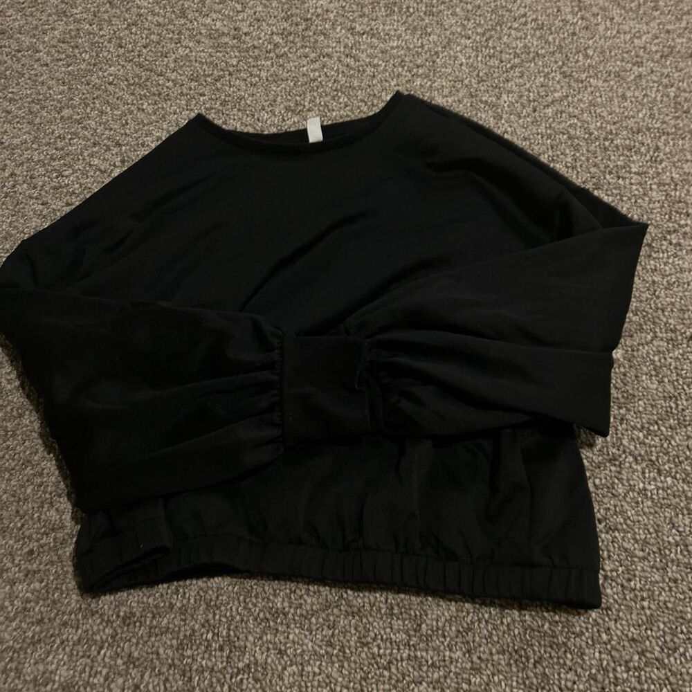 Unbranded Women's Black Crop-top